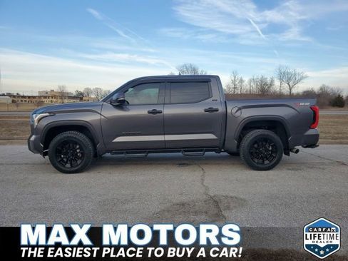 Used 2023 Toyota Tundra SR5 w/ SR5 Convenience Package image 11