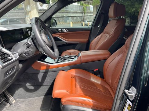 Used 2026 BMW X5 xDrive50e AWD/4WD image 3