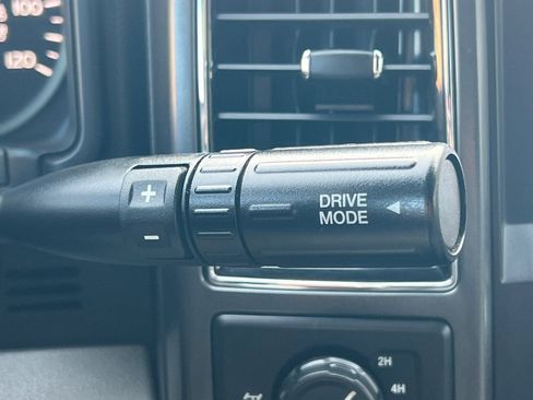 Used 2018 Ford F150 XLT image 21