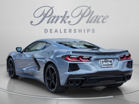 Used 2024 Chevrolet Corvette Stingray Coupe w/ 1LT RWD image 3
