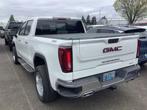Used 2021 GMC Sierra 1500 SLT w/ SLT Convenience Package image 3