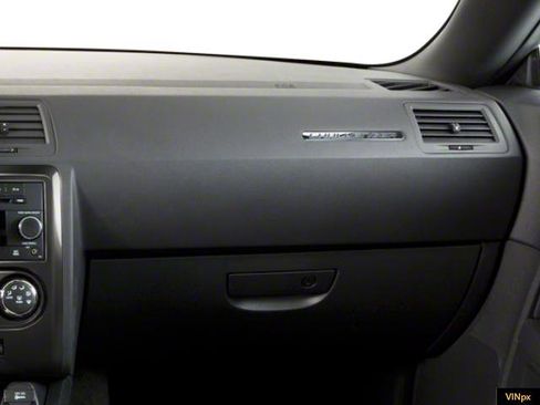 Used 2012 Dodge Challenger R/T RWD image 5