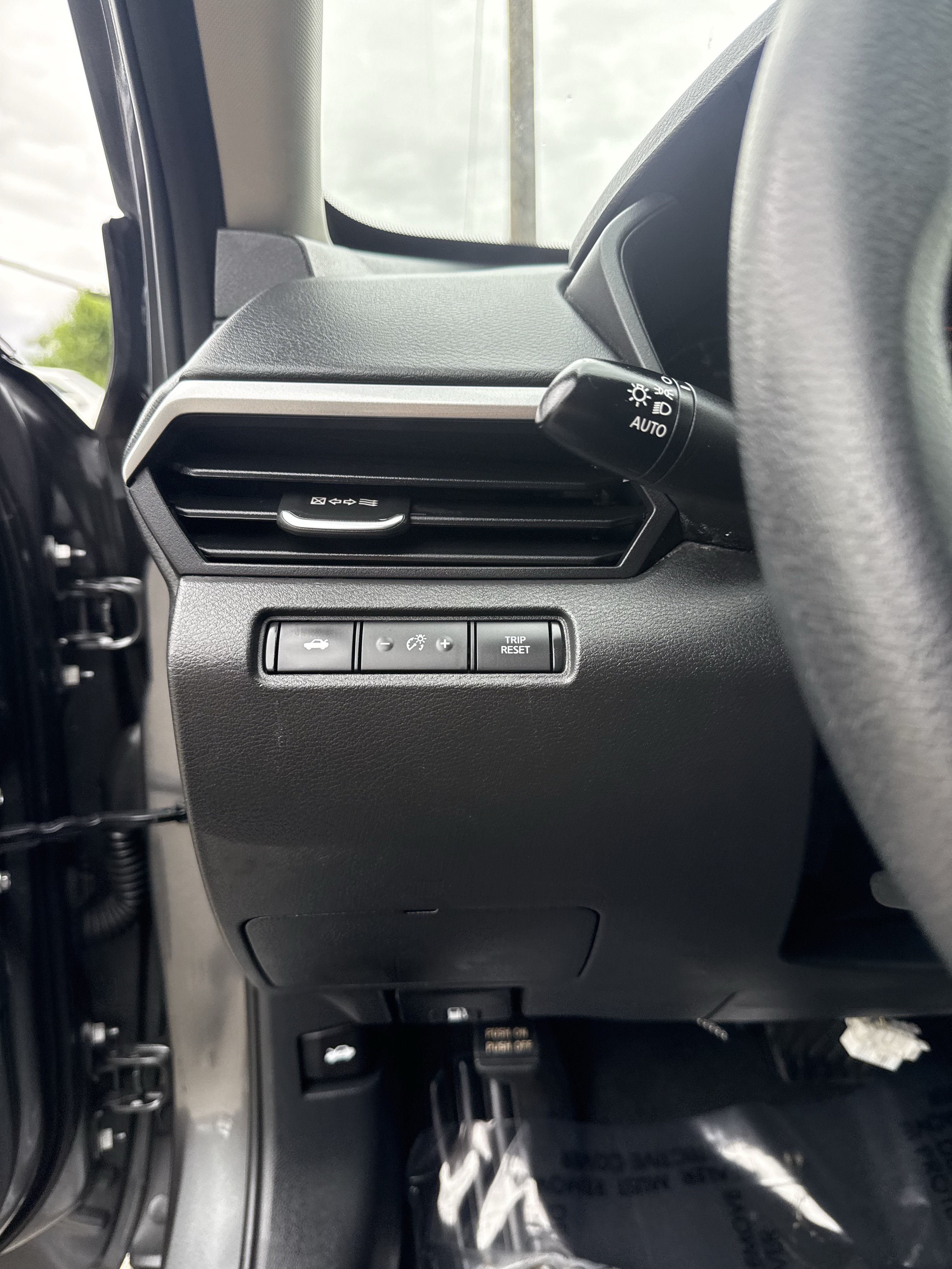 Used 2023 Nissan Altima 2.5 S FWD image 17