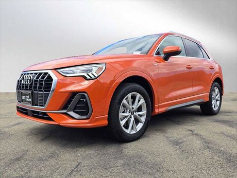 Certified 2025 Audi Q3 2.0T Premium Plus w/ Premium Plus Package AWD/4WD image 7