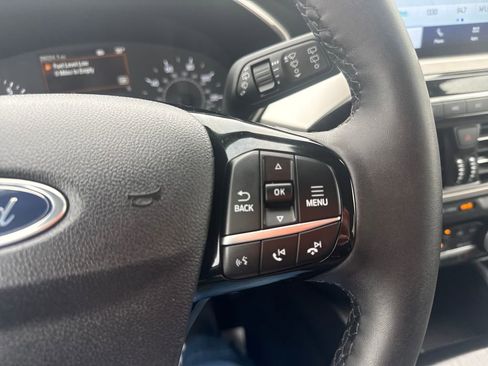 Used 2022 Ford Escape SE w/ Cold Weather Package image 38