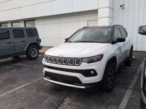 Used 2025 Jeep Compass Limited AWD/4WD image 1