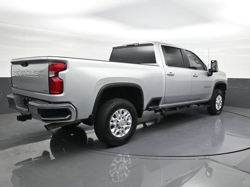 Used 2021 Chevrolet Silverado 2500 LTZ AWD/4WD image 5