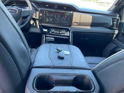 Used 2023 GMC Sierra 1500 AT4X AWD/4WD image 14