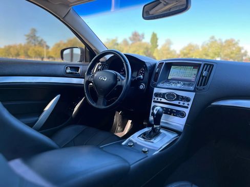 Used 2014 INFINITI Q60 Journey w/ Premium Package image 18