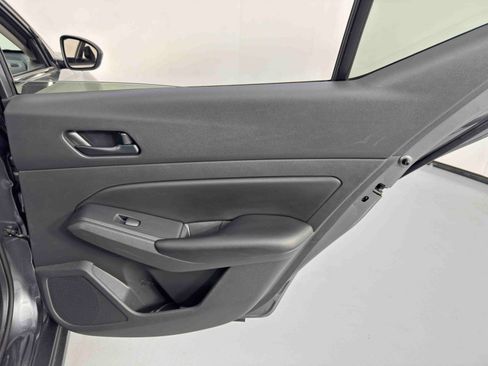 Used 2024 Nissan Altima 2.5 S image 37