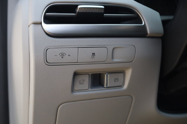 Used 2024 Hyundai Palisade SEL FWD image 11