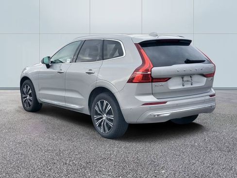 Used 2022 Volvo XC60 B5 Inscription image 6