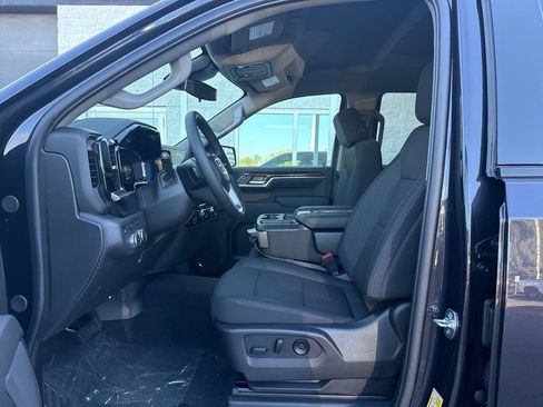 New 2026 GMC Sierra 1500 Elevation image 9