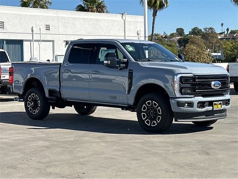 New 2025 Ford F350 Platinum w/ FX4 Off-Road Package image 3