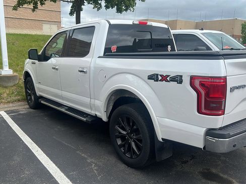 Used 2017 Ford F150 Lariat w/ Equipment Group 502A Luxury AWD/4WD image 9