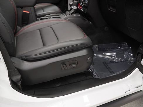 Used 2026 Jeep Wrangler Unlimited Rubicon image 49