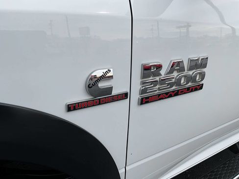 Used 2018 RAM 2500 Tradesman w/ Chrome Appearance Group image 38