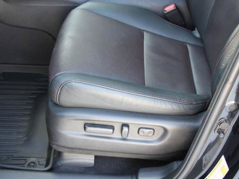 Used 2020 Honda Pilot Black Edition image 28