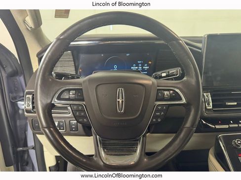 Used 2022 Lincoln Navigator L Black Label image 24