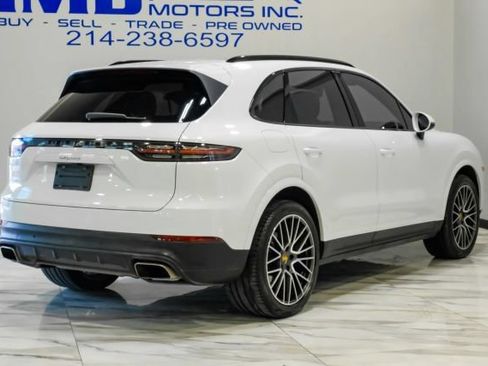 Used 2019 Porsche Cayenne AWD/4WD image 12
