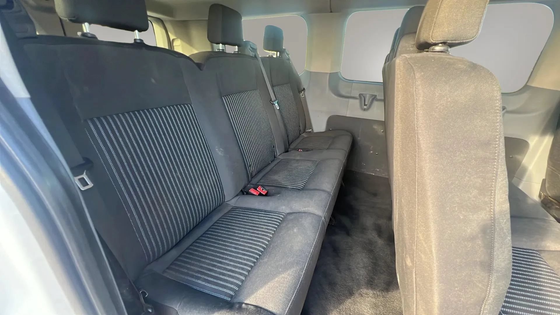 Used 2019 Ford Transit 150 XL RWD image 18