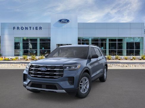 New 2026 Ford Explorer Active image 2