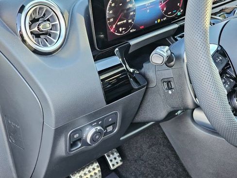 New 2025 Mercedes-Benz GLA 35 AMG 4MATIC image 16