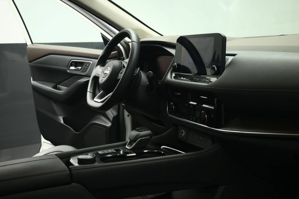 Used 2023 Nissan Rogue Platinum w/ Platinum Premium Package AWD/4WD image 59