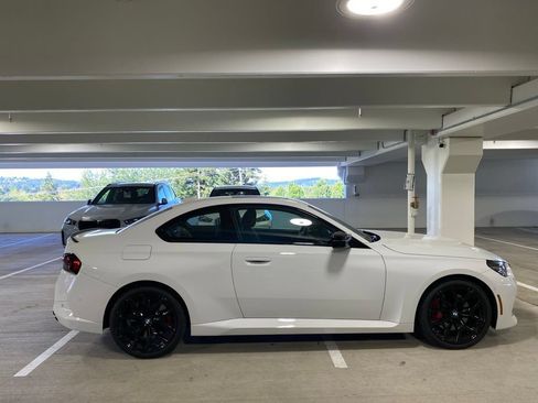 Used 2025 BMW M240i xDrive Coupe w/ Premium Package AWD/4WD image 5