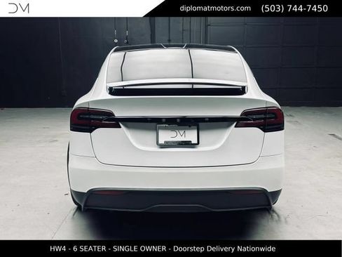 Used 2023 Tesla Model X AWD/4WD image 5