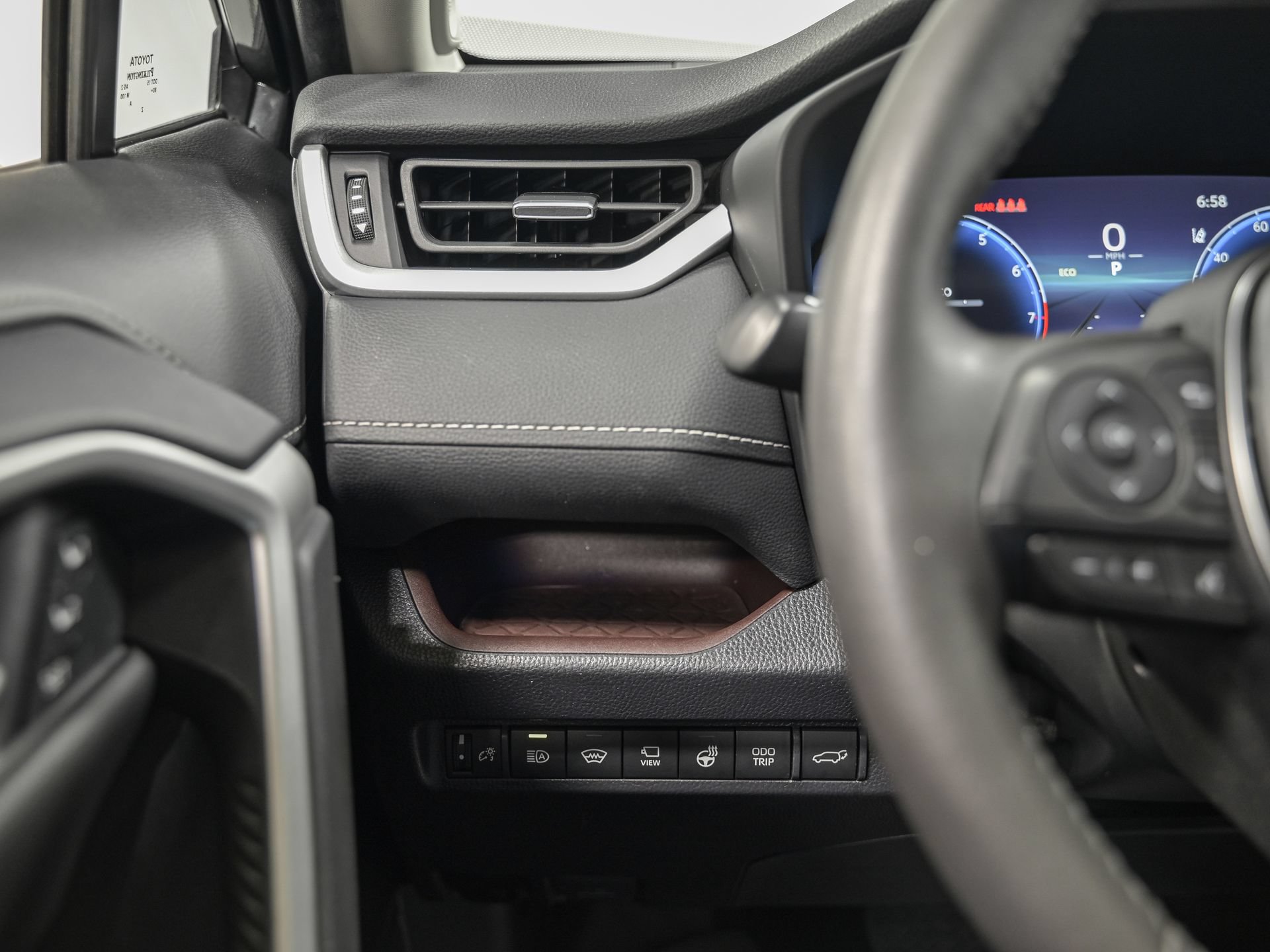 Used 2024 Toyota RAV4 Limited w/ Advanced Technology Package AWD/4WD image 17