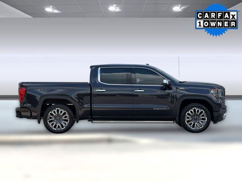 Used 2024 GMC Sierra 1500 Denali Ultimate AWD/4WD image 8