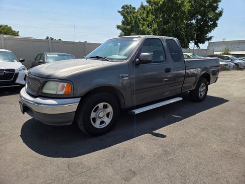Used 2002 Ford F150 2WD SuperCab image 1