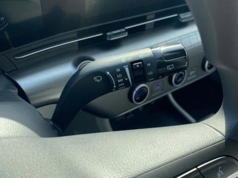New 2026 Hyundai Kona SE FWD image 13