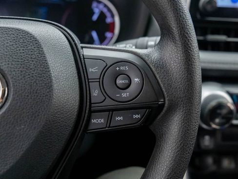 Used 2024 Toyota RAV4 XLE image 28