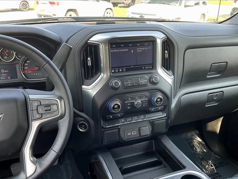 Used 2022 Chevrolet Silverado 1500 LT Trail Boss w/ Bed Protection Package image 6