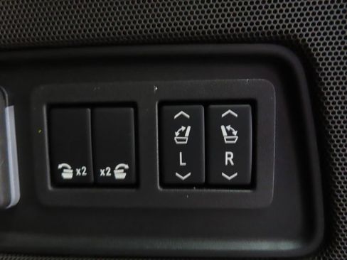 Used 2024 Cadillac Escalade ESV Sport w/ Touring Package AWD/4WD image 48