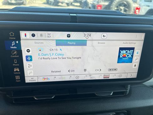 Used 2025 Jeep Wrangler Willys image 42