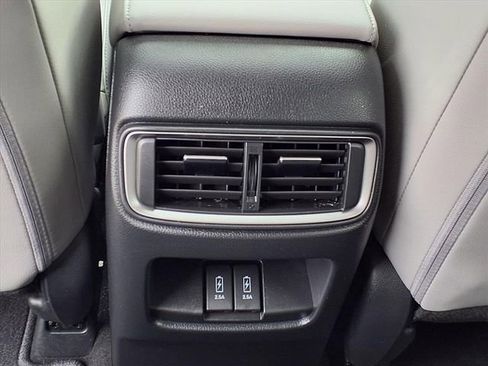 Used 2019 Honda CR-V Touring image 11