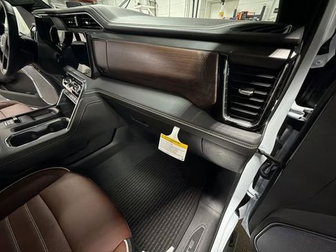 New 2026 GMC Sierra 3500 Denali Ultimate image 67