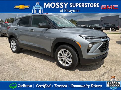 Certified 2026 Chevrolet TrailBlazer LS w/ LS Convenience Package FWD image 9