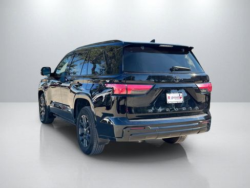 Used 2024 Toyota Sequoia Platinum image 7