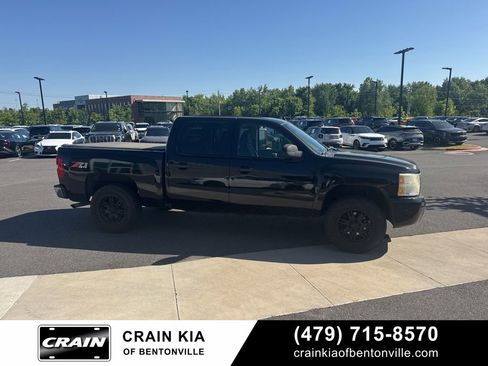 Used 2009 Chevrolet Silverado 1500 LT w/ Power Pack Plus AWD/4WD image 7