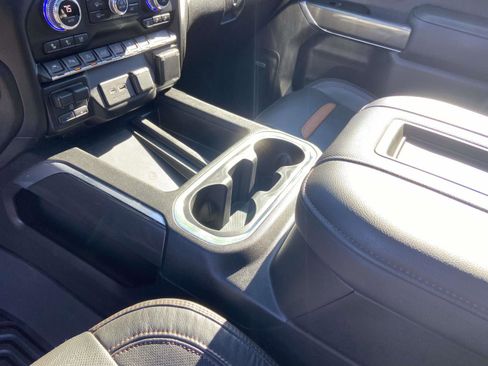 Used 2020 GMC Sierra 1500 AT4 w/ AT4 Premium Package image 12