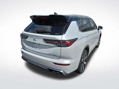 New 2025 Mitsubishi Outlander SEL image 5