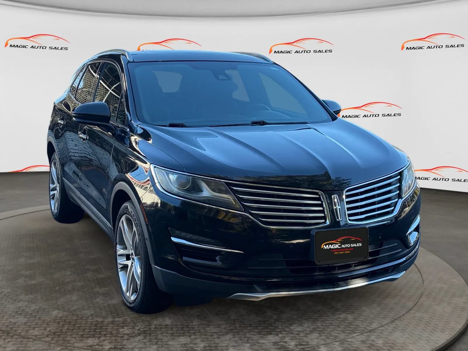 Used 2017 Lincoln MKC Reserve AWD/4WD image 5
