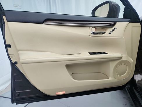 Used 2014 Lexus ES 350 image 22