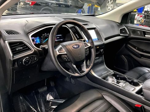 Used 2020 Ford Edge SEL w/ Convenience Package image 17