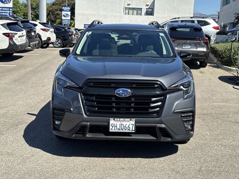 Used 2023 Subaru Ascent Onyx Edition image 2
