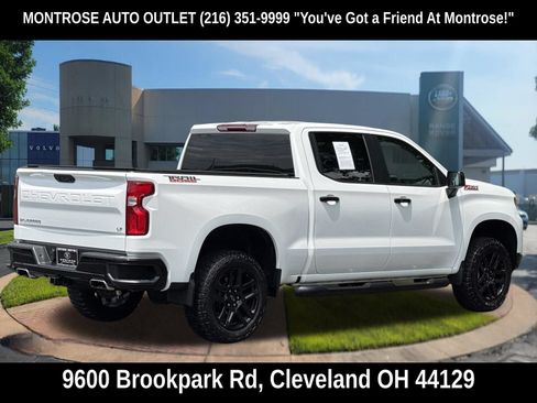 Used 2024 Chevrolet Silverado 1500 LT Trail Boss AWD/4WD image 4
